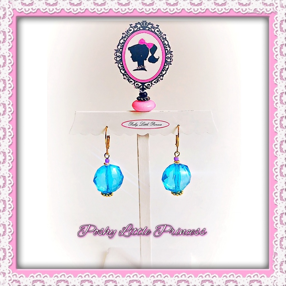 Turquoise Gem Dangle Earrings